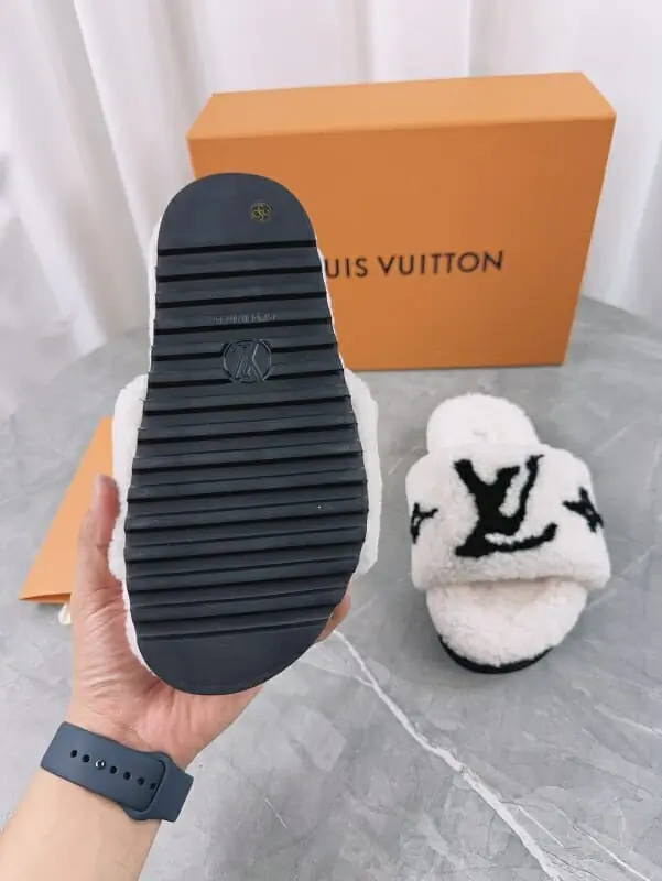 louis vuitton chaussons pour femme s_12447572